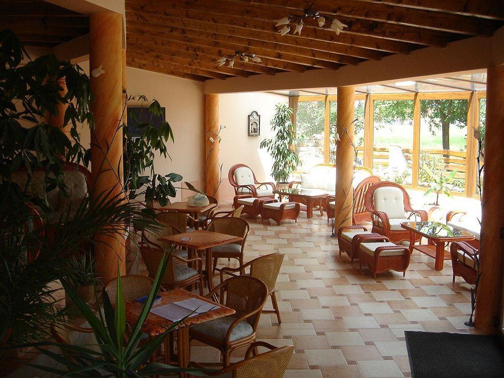 Platan Garden Rooms & Restaurant Hajduszoboszlo Exterior photo