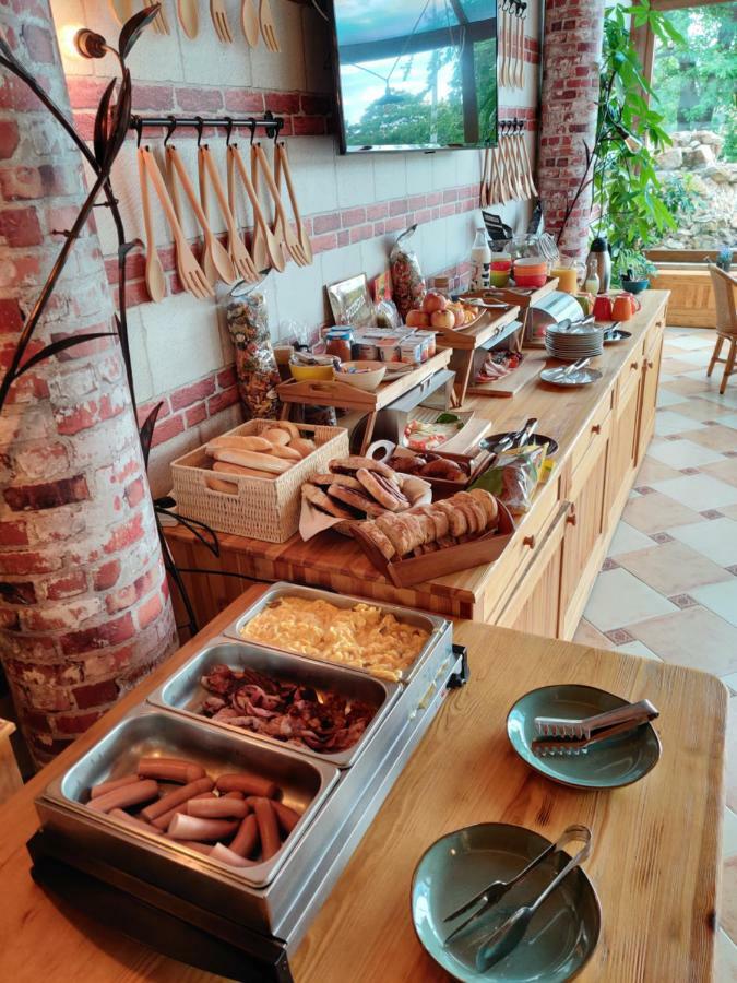 Platan Garden Rooms & Restaurant Hajduszoboszlo Exterior photo